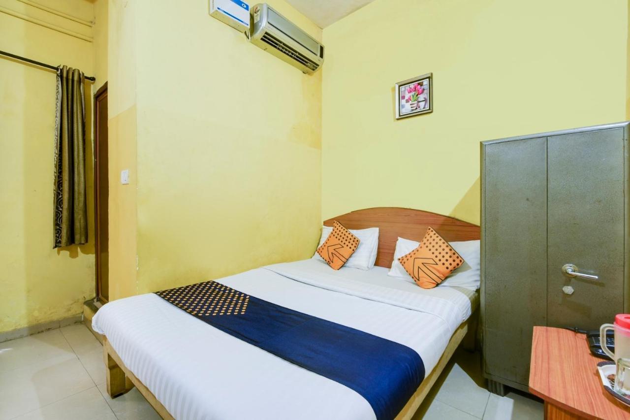 Spot On 74228 Galaxy Comforts Hotell Narasimharaja Puram Eksteriør bilde