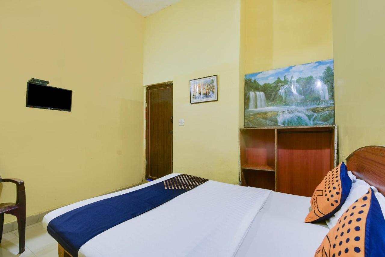 Spot On 74228 Galaxy Comforts Hotell Narasimharaja Puram Eksteriør bilde