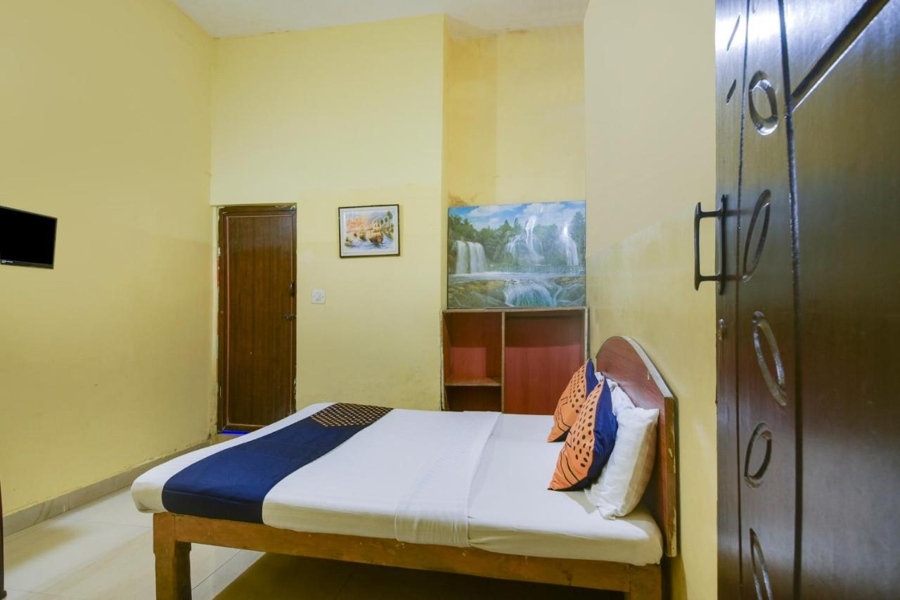 Spot On 74228 Galaxy Comforts Hotell Narasimharaja Puram Eksteriør bilde