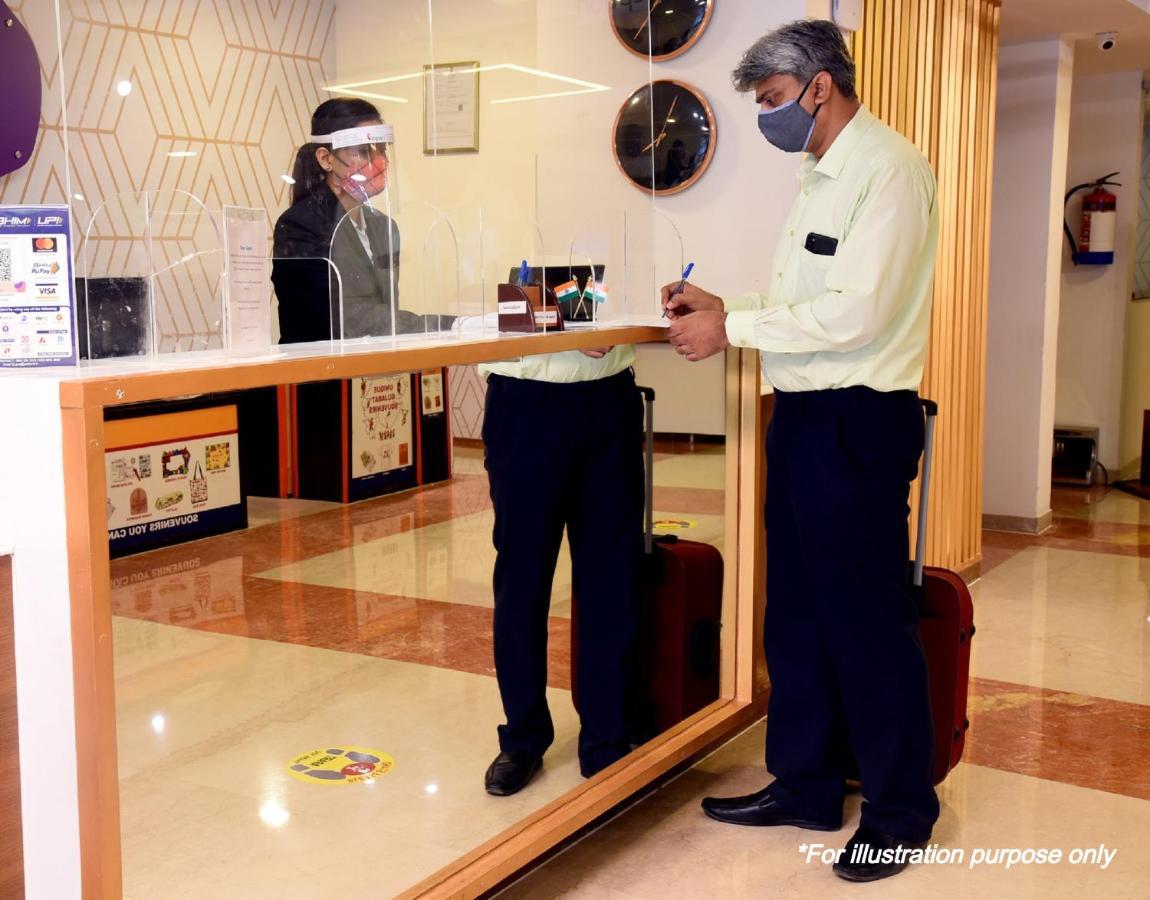 Spot On 74228 Galaxy Comforts Hotell Narasimharaja Puram Eksteriør bilde